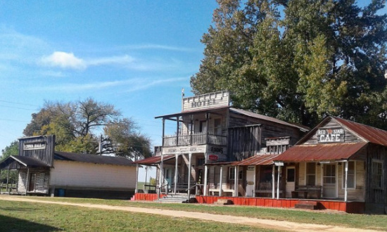Salmon Lake Park & Resort near Grapeland, Texas