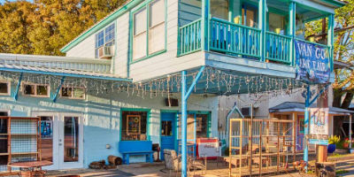 Edom Texas ... home of antique stores, artist studios, restaurants and plant nurseries