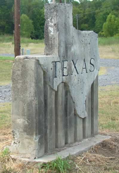 Concrete Texas state line marker near Waskom Concrete Texas state line marker near Waskom