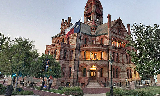Hopkins County Courthouse in Sulphur Springs, Texas