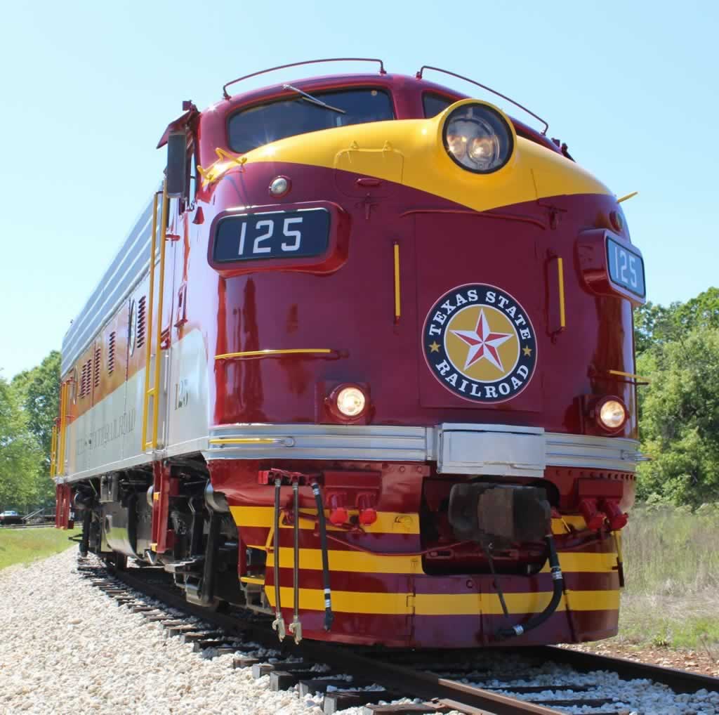 Texas State Railroad diesel locomotive No. 125 Texas State Railroad diesel locomotive No. 125