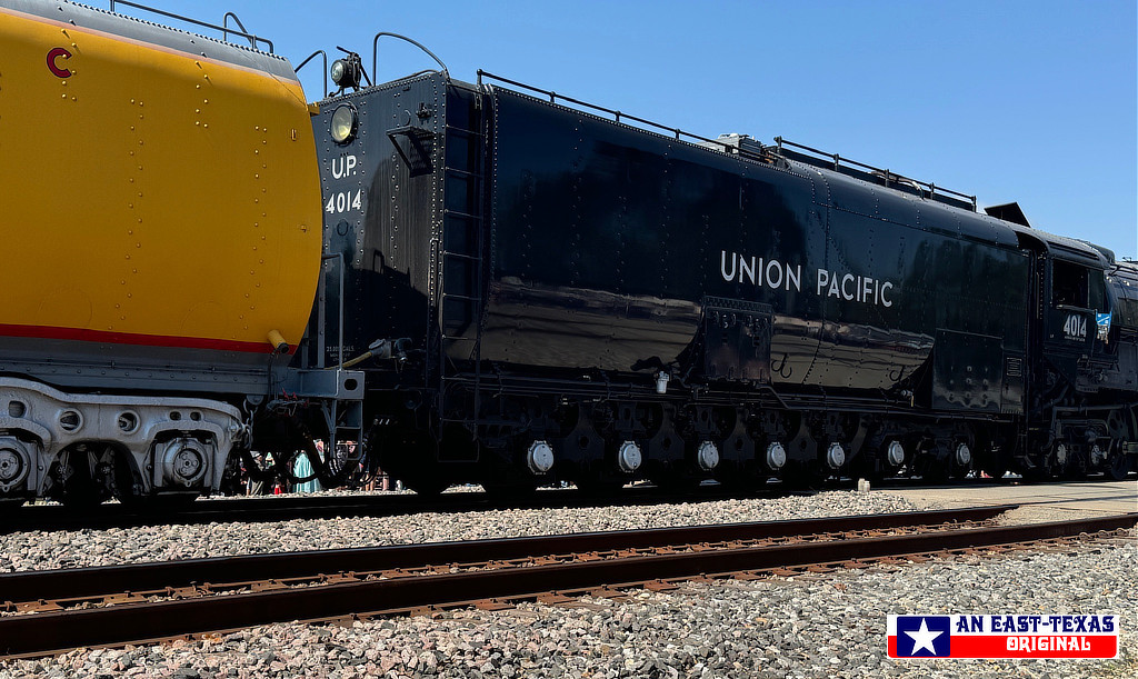UP Steam Engine 4014 "Big Boy" and oil and water car, West, Texas, October 9, 2024