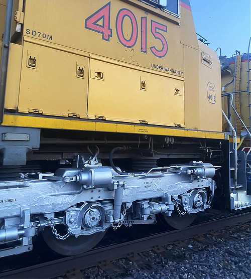The BigBoy 4014 "helper" engine ... Union Pacific 4015, a SD70M diesel for backup and dynamic braking